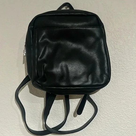 ESPIRIT Faux Leather Backpack Black - Picture 1 of 5